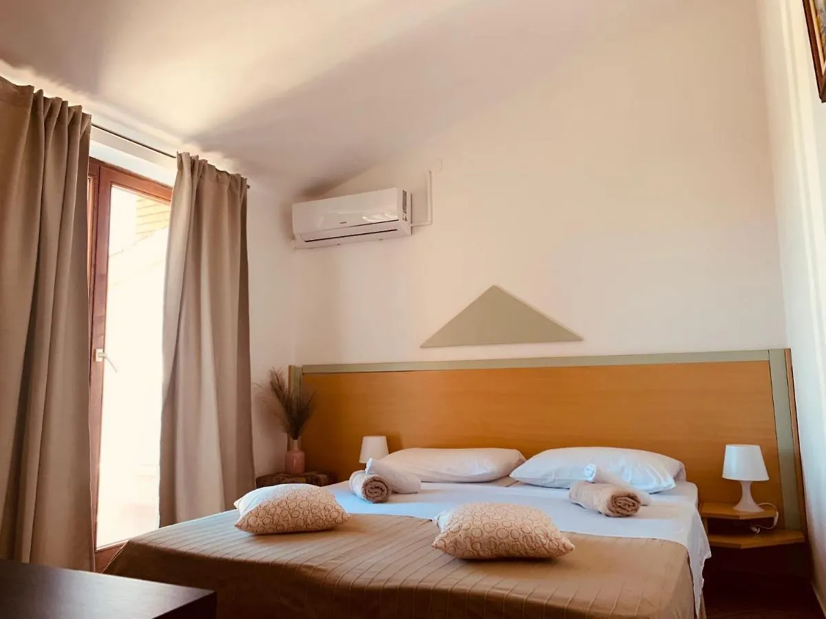 Linc Rooms & Apartments Banjole Kroatië