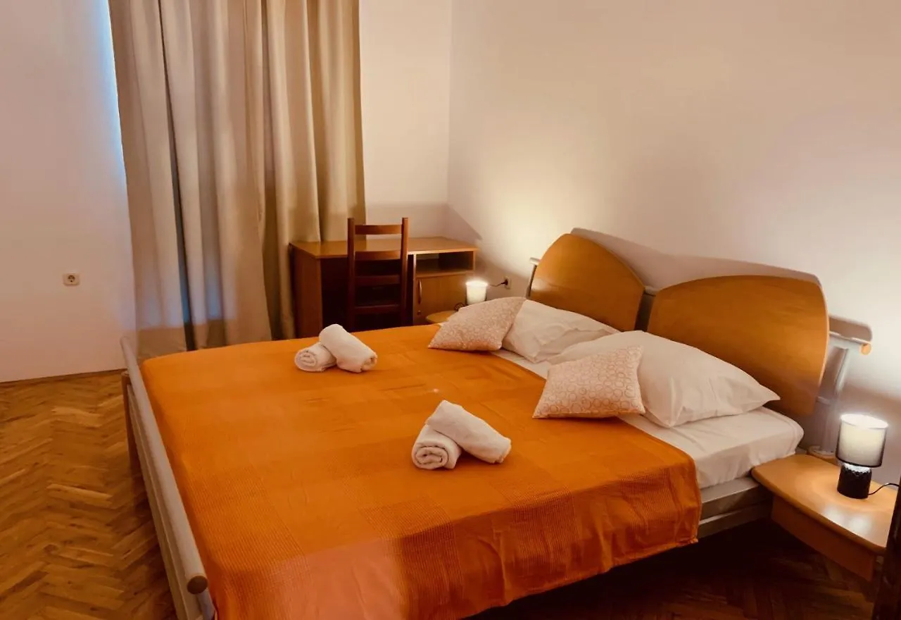 Linc Rooms & Apartments Banjole 3*,  Kroatië